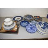 Quantity of mixed ceramics to include collectors plates, Copenhagen plates etc