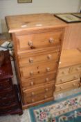 Pine chest of six drawers, 106cm high