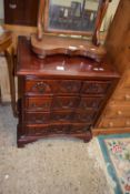 Reproduction Georgian style four drawer chest, 58cm wide