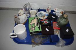 Mixed Lot: Ceramics, glass ware, trinket boxes etc