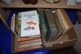 Small box of books mainly on golf together with box of Observer books on birds, trees etc