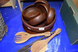Quantity of wooden salad bowls and servers