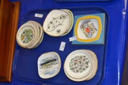 Mixed Lot: Various decorative collectors pin dishes with various British views and others