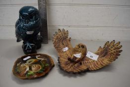 POOLE POTTERY OWL, TOGETHER WITH TWO FURTHER OWL COLLECTIBLES (3)