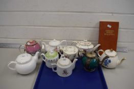 MIXED LOT VARIOUS TEA POTS, NICHOLSON'S GUIDE TO GREAT BRITAIN ETC
