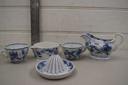 SMALL QUANTITY OF MODERN MEISSEN BLUE AND WHITE TABLE WARES