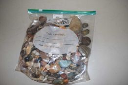 BAG VARIOUS POLISHED STONES AND MINERAL SAMPLES