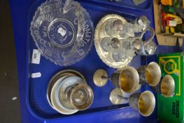 MIXED LOT TO INCLUDE WHITE METAL GOBLETS, CRUET, ROYAL COMMEMORATIVE GLASS DISH ETC