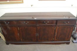 REPRODUCTION MAHOGANY SIDEBOARD OF FOUR DRAWERS AND CUPBOARDS BELOW, APPROX 181CM WIDE