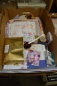 BOX OF ASSORTED CRAFTING SCRAPBOOK AND DECOUPAGE MATERIALS
