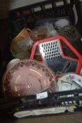 Mixed Lot: Assorted ceramics and glass