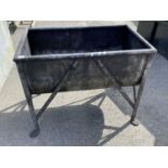 Vintage metal oil bath