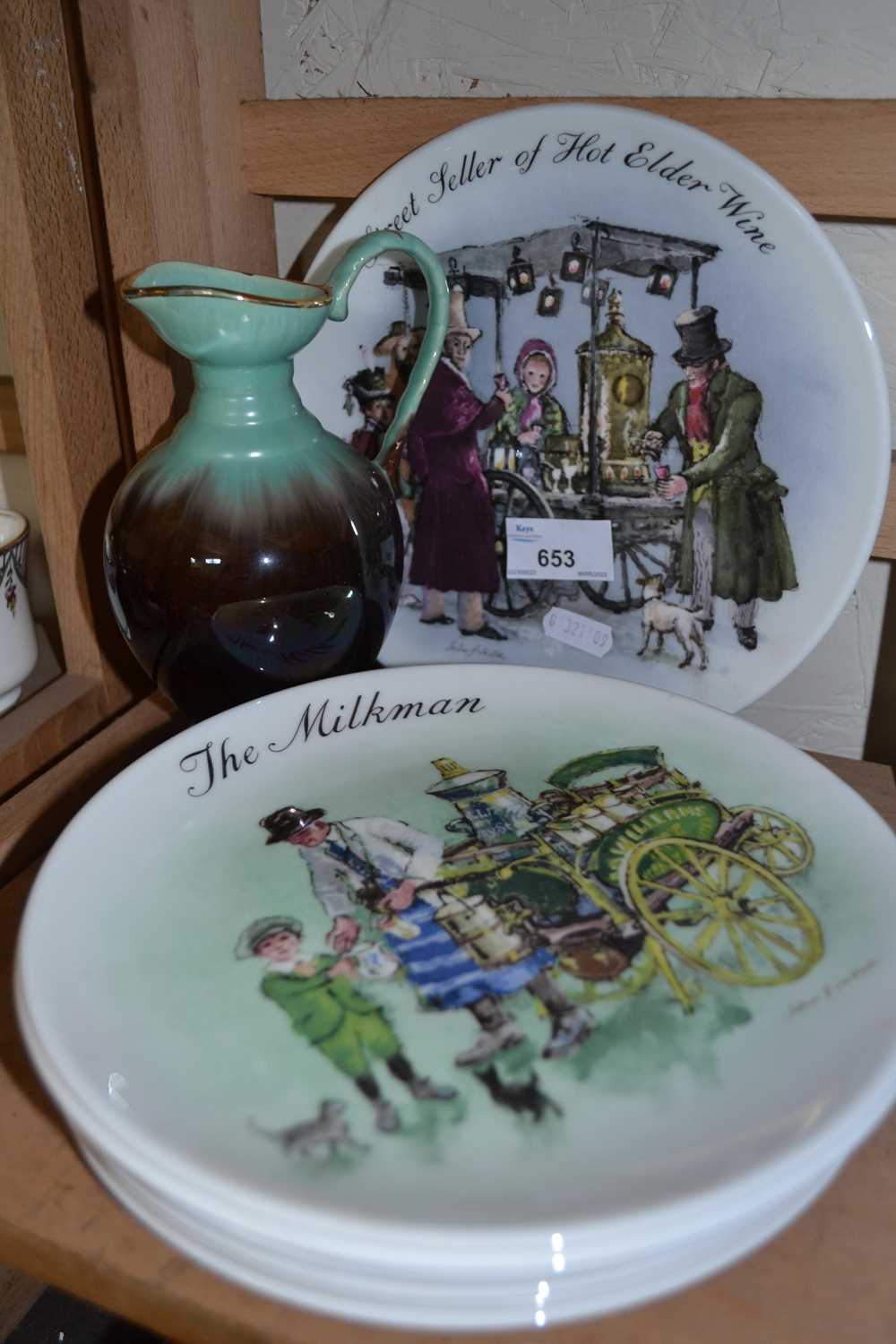 Quantity of Wedgwood collectors plates and a jug