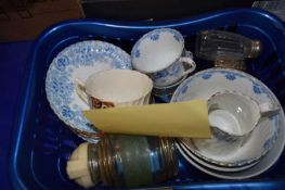 Quantity of blue and white tea wares and other items