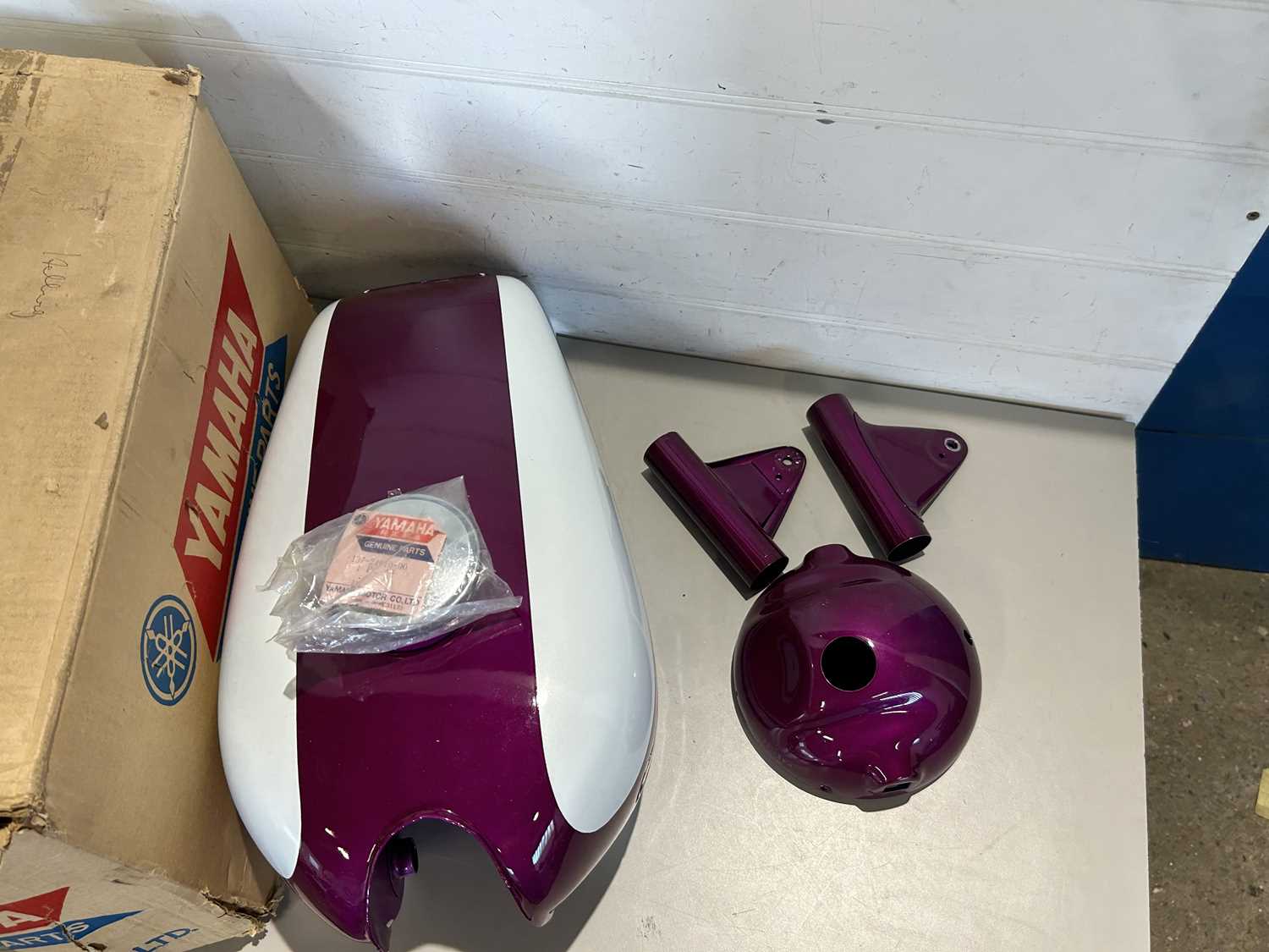 Fuel tank, cap, headlight backing and headlight support brackets, purple - Image 3 of 3