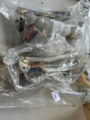 Quantity of brake and clutch levers Part No: 2338392200 and 21482911/01