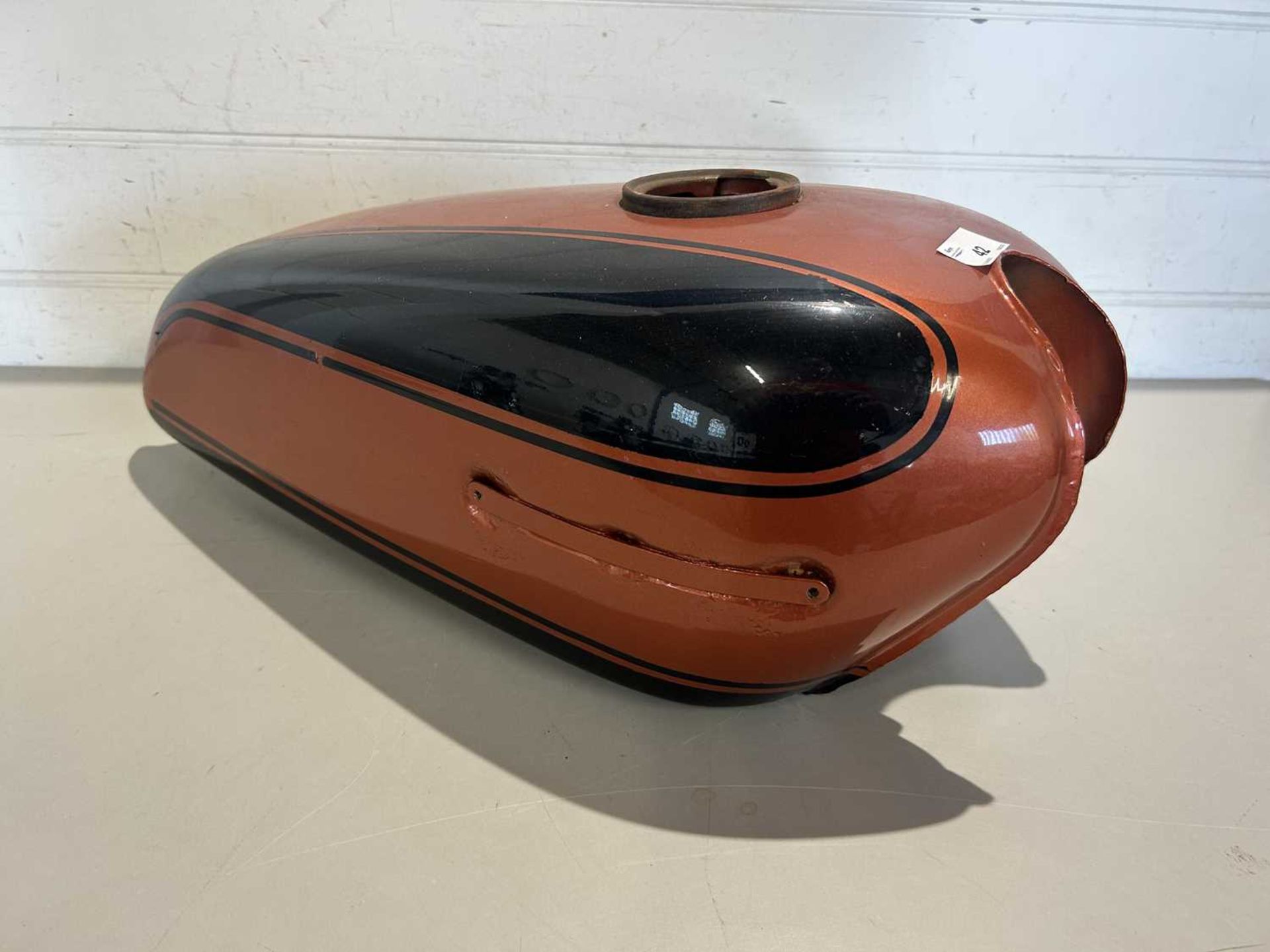 Fuel tank for Yamaha R5 motorcycle, orange and black