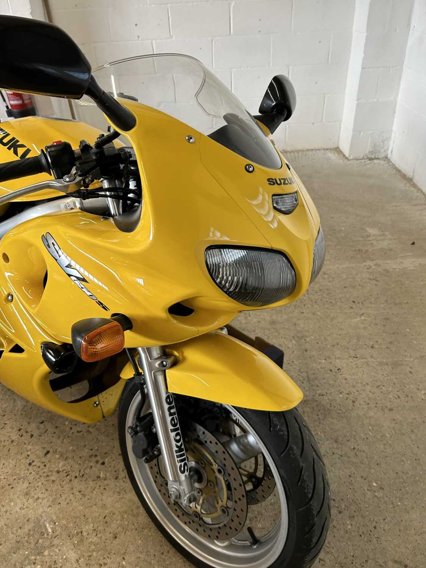 Suzuki SV650s in excellent condition, 10,000 miles, current MOT expires 24.05.2024, only 2 owners - Image 7 of 11