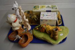 Tray of assorted mixed wares to include miniature clogs, golfer ornament and various others