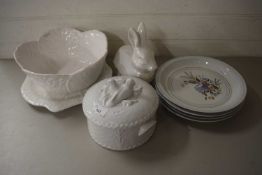 Mixed Lot: Various white glazed kitchen dishes to include Royal Worcester and a quantity of Denby