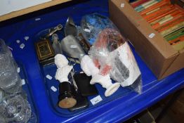 Mixed Lot: Plaster busts, stirrups, shoe horns and other items