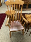 Victorian elm seated Windsor chair