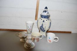 Mixed Lot: Assorted ceramics to include a modern Delft pottery jar, various tea wares and other