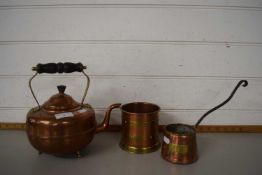 Mixed Lot: Copper kettle and other items