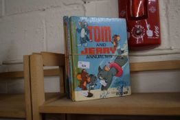 Eight assorted children's annuals to include Bugs Bunny, Tom & Jerry etc