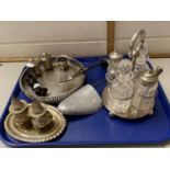 Mixed Lot: Silver plated cruet and other assorted items