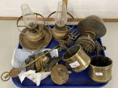 Mixed Lot: Various brass based oil lamps, assorted furniture fittings and other items