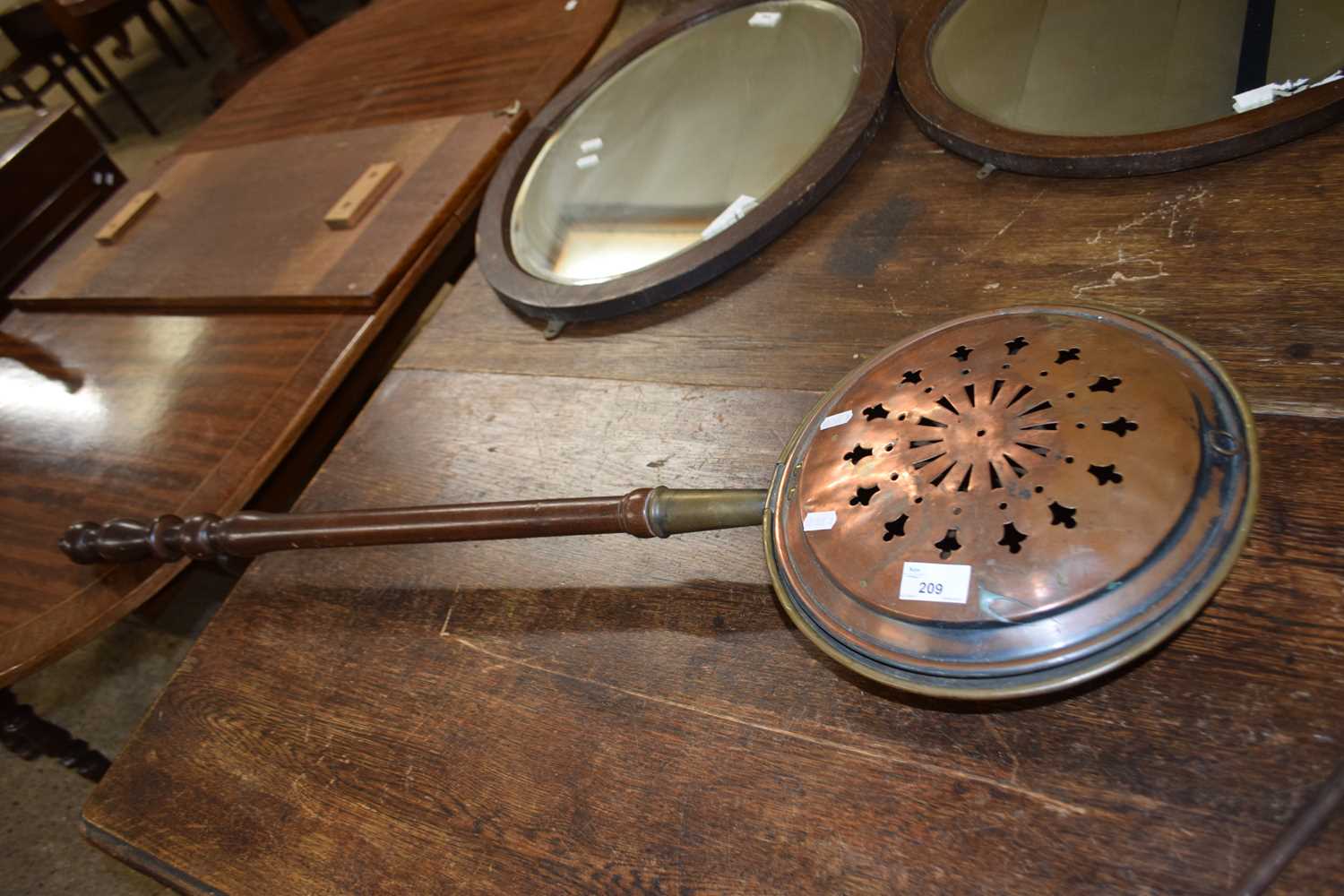 Copper bed warming pan