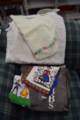 Mixed Lot: Various assorted linen, tea towels etc