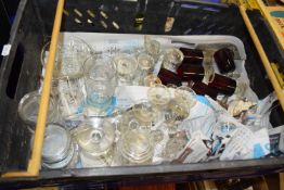 Mixed Lot: Assorted glass wares to include cranberry glass, small wine glasses, decorative