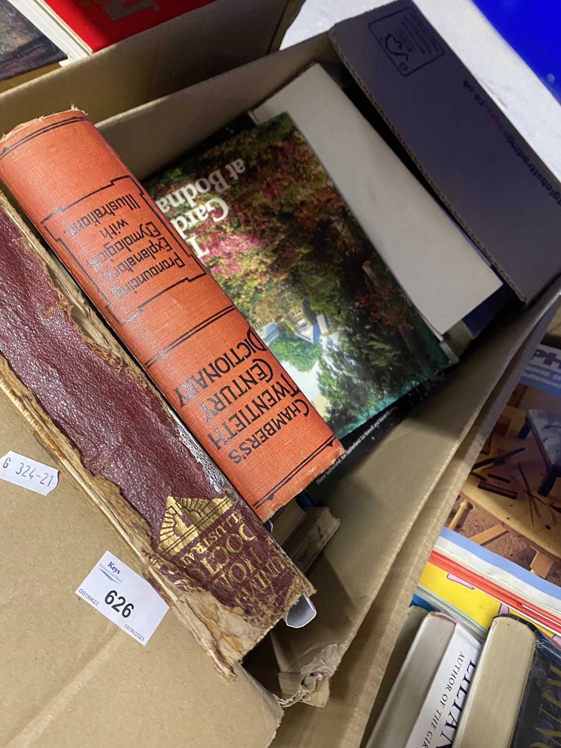 Quantity of assorted books to include gardening, natural history and others