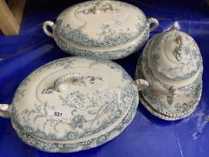 Mixed Lot: Ceramics in cornflower pattern to include two tureens, a sauce tureen and two saucers