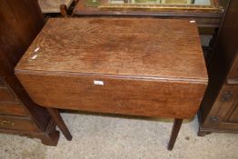 Small 19th Century oak drop leaf dining table, 81cm wide