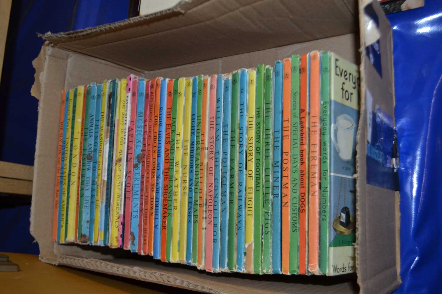 Box containing a good quantity of various Ladybird books