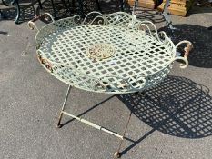 Small iron garden table with tray formed top, 82cm wide