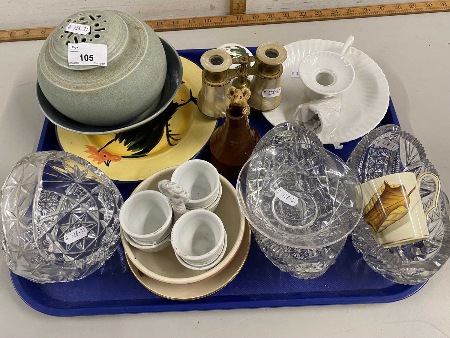 Mixed Lot: Various glass and ceramics to include various dishes, pot pourri jar plus a further