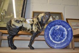 Mixed Lot: Contemporary model of a horse together with a Royal Doulton coronation plate 1911