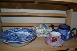 Mixed Lot: Copeland Spode blue Italian bowls together with further sauce tureen, teapot and other