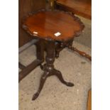 Georgian revival mahogany wine table with ribbed column and tripod base, top 43m wide