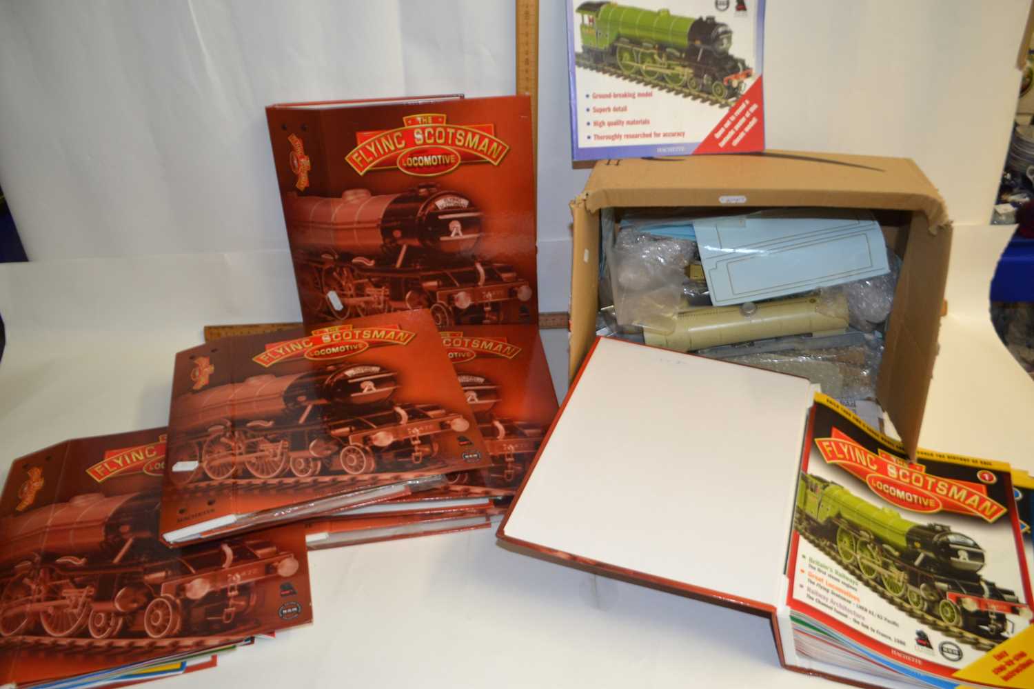 The Flying Scotsman Locomotive Assemble your own 0 Gauge model kit with associated folders