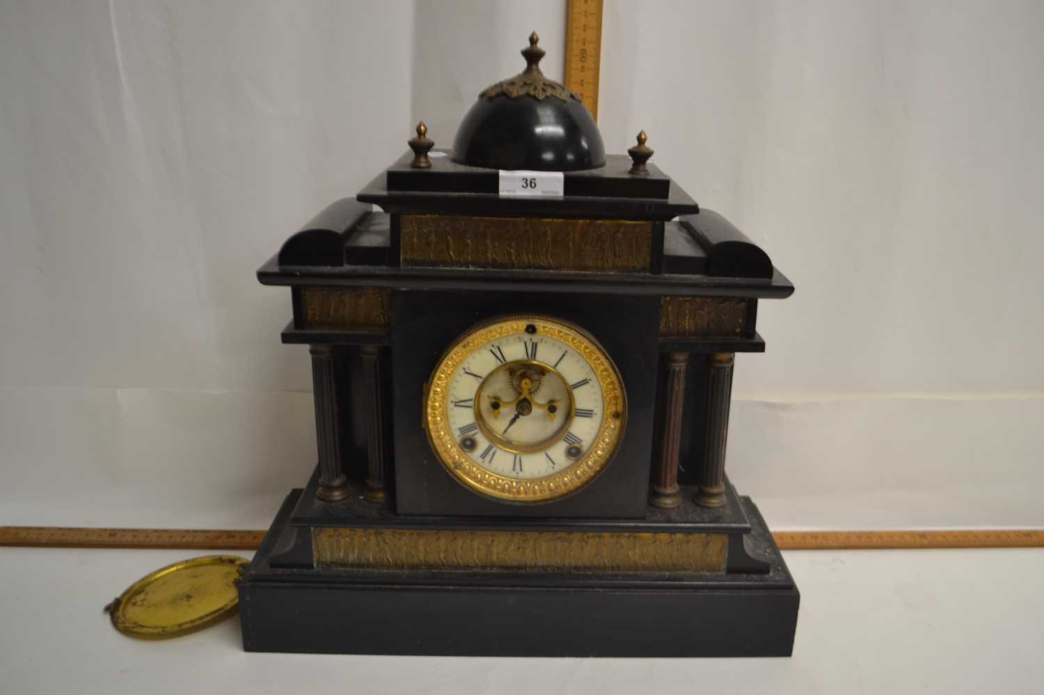 Victorian black slate cased mantel clock