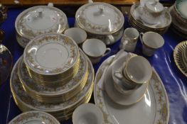 A quantity of Noritaki Clara dinner wares