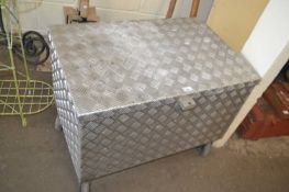 Ridged aluminium storate box on casters