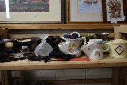 Mixed Lot: Various shaving mugs and other assorted items