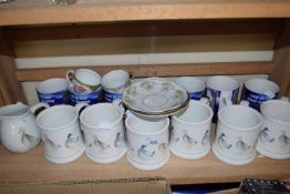 Mixed Lot: Various modern mugs and other items