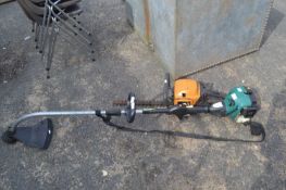 Petrol grass trimmer FPGTP25-2 together with a McCulloch Virginia MH 542P chainsaw (2)